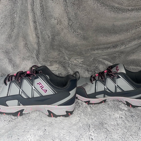 Fila sneakers women pink and grey 8 wide - Picture 4 of 6